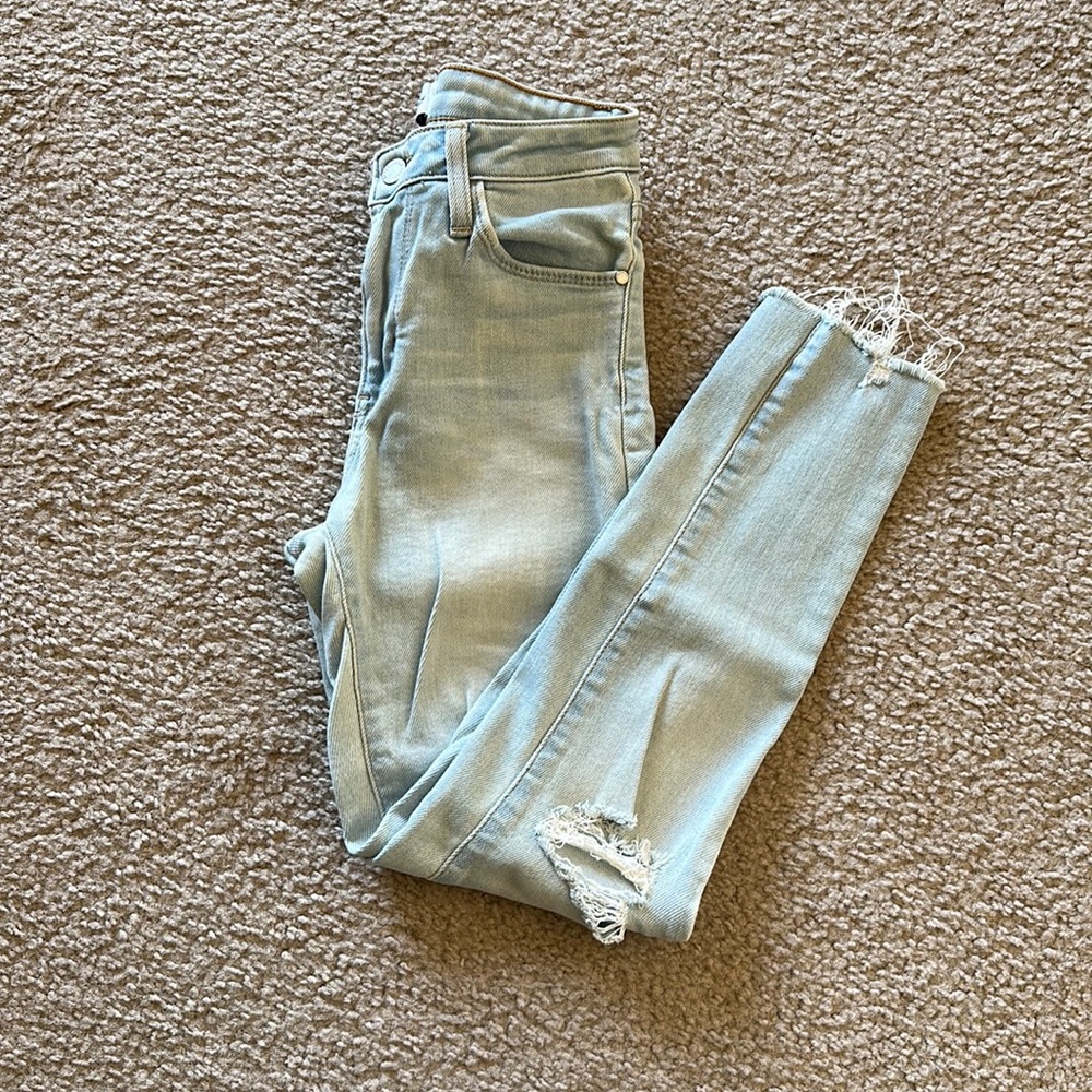 Light wash Skinny Jeans
